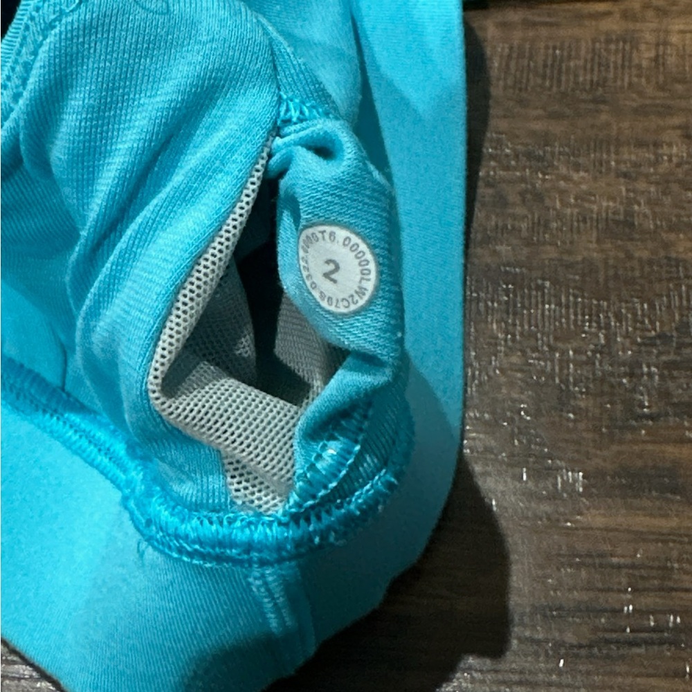 lululemon athletica Women's Blue Sports Bra Size 2 - Picture 4 of 6